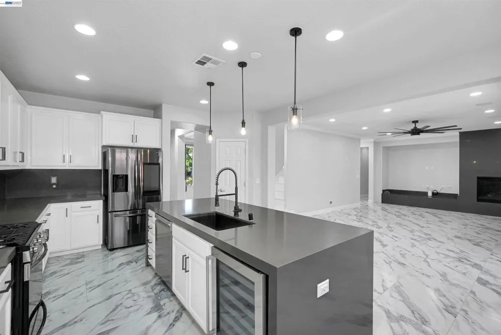 321 Myrtle Ln Oakley, CA 94561