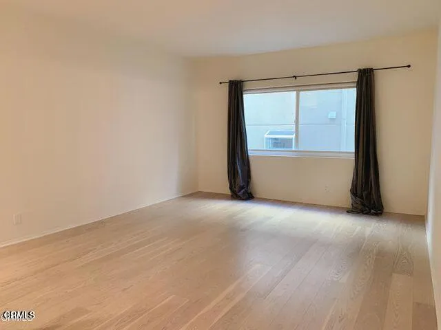 1811 Manning #201 Los Angeles, CA 90025