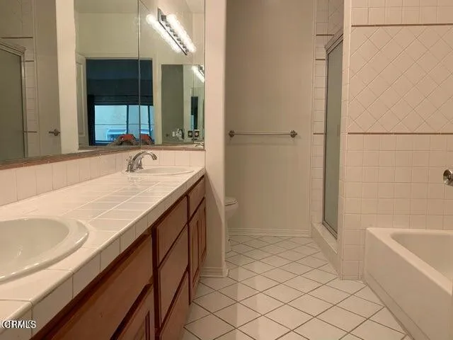 1811 Manning #201 Los Angeles, CA 90025