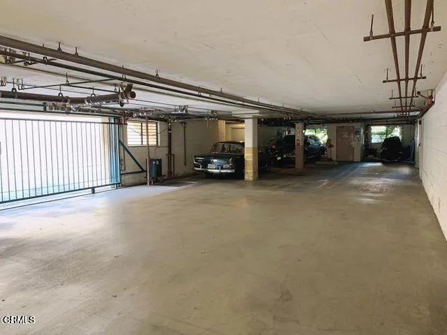 1811 Manning #201 Los Angeles, CA 90025