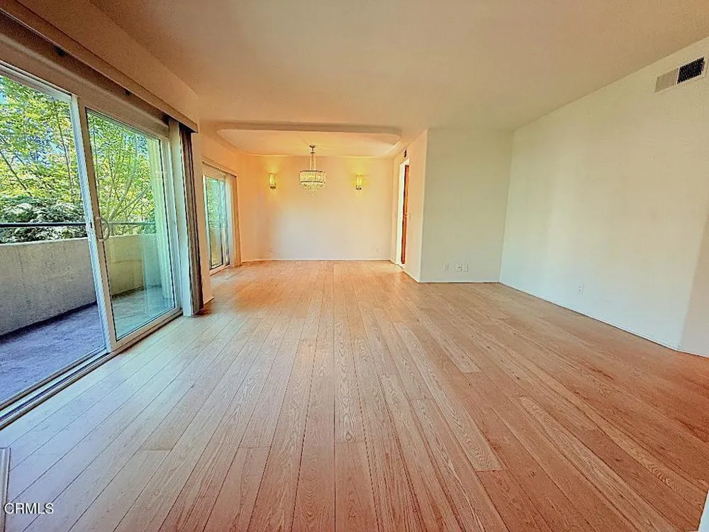 1811 Manning #201 Los Angeles, CA 90025