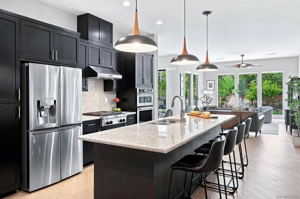 8599 Aspect Dr San Diego, CA 92108