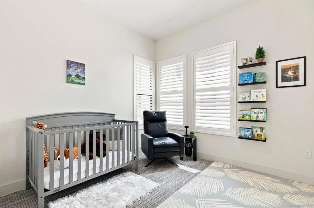 8599 Aspect Dr San Diego, CA 92108