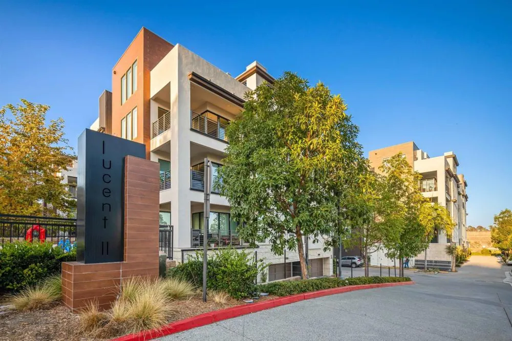 8599 Aspect Dr San Diego, CA 92108