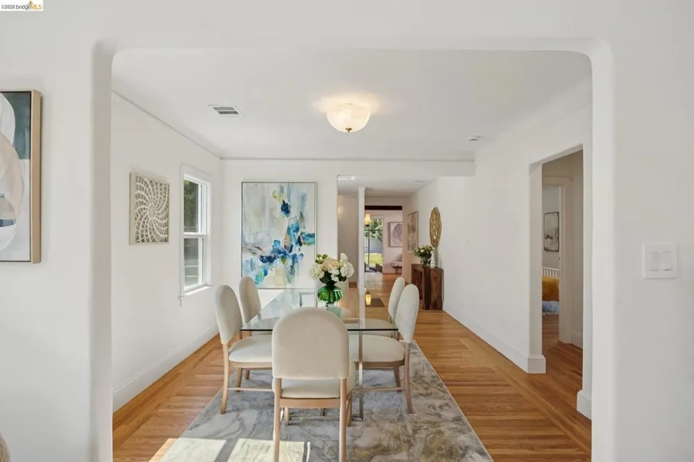 2533 Harrington Ave Oakland, CA 94601