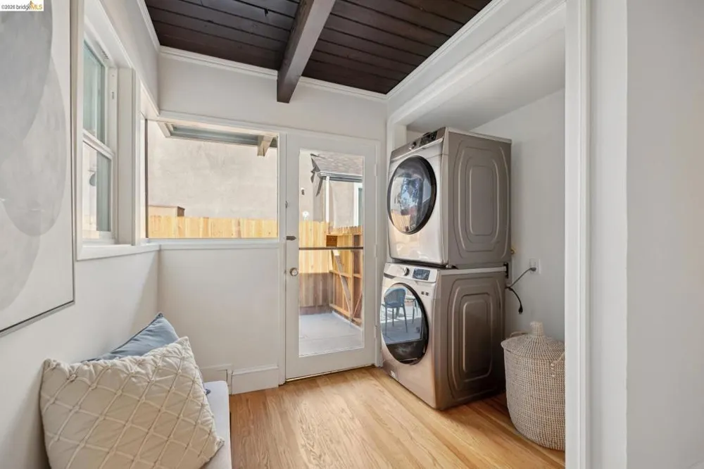 2533 Harrington Ave Oakland, CA 94601