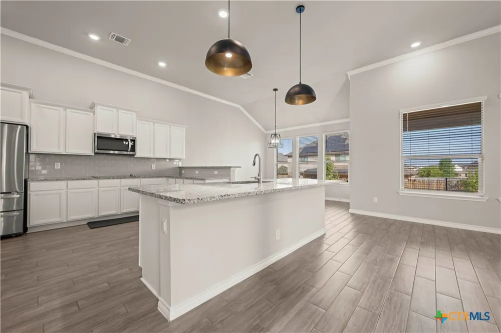 2402 Lavigne Court Harker Heights, TX 76548