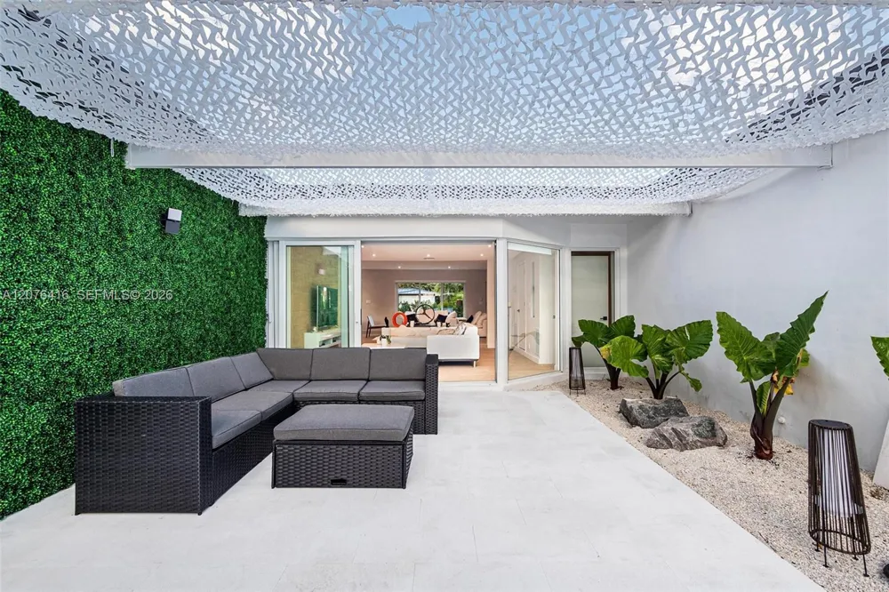 10658 NE 11th Ave Miami Shores, FL 33138