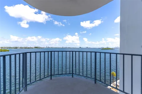 11930 Bayshore Dr #704