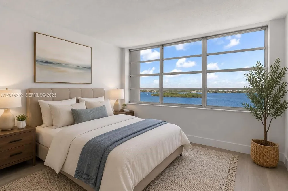 11930 Bayshore Dr #704 North Miami, FL 33181