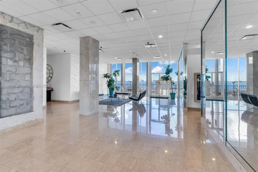 11930 Bayshore Dr #704 North Miami, FL 33181