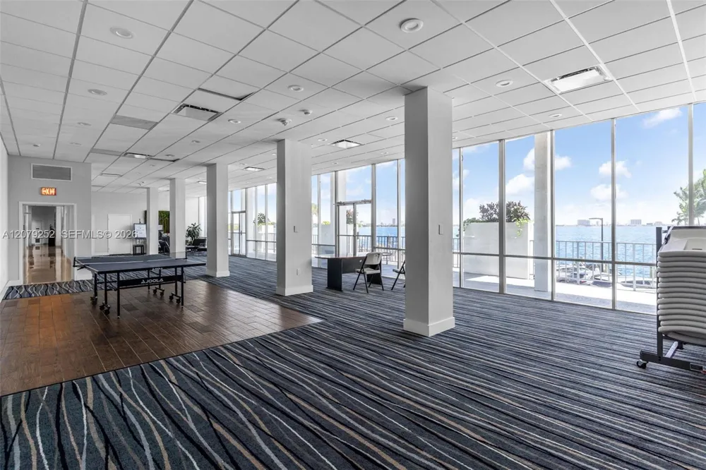 11930 Bayshore Dr #704 North Miami, FL 33181