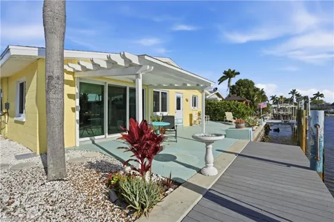 2607 Bayshore Drive