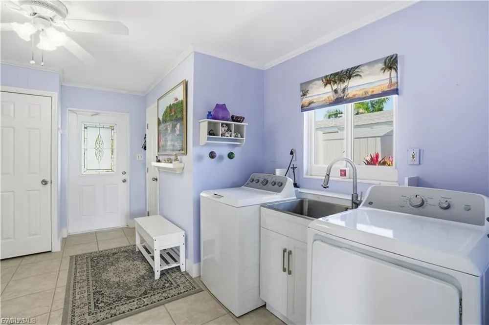 2607 Bayshore Drive Matlacha, FL 33993