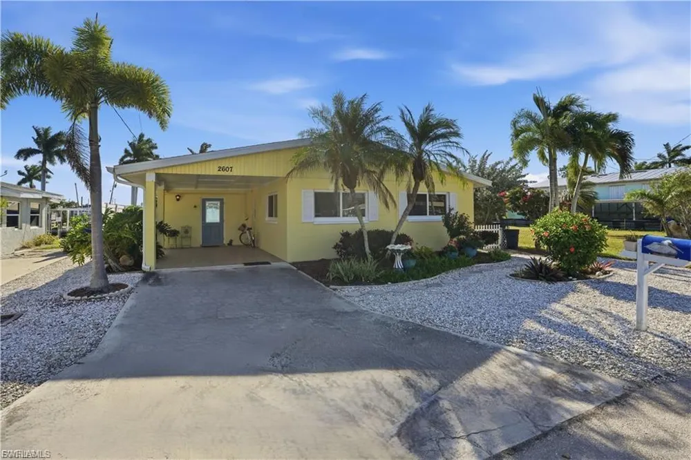 2607 Bayshore Drive Matlacha, FL 33993