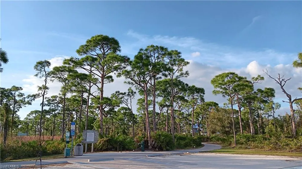 2607 Bayshore Drive Matlacha, FL 33993