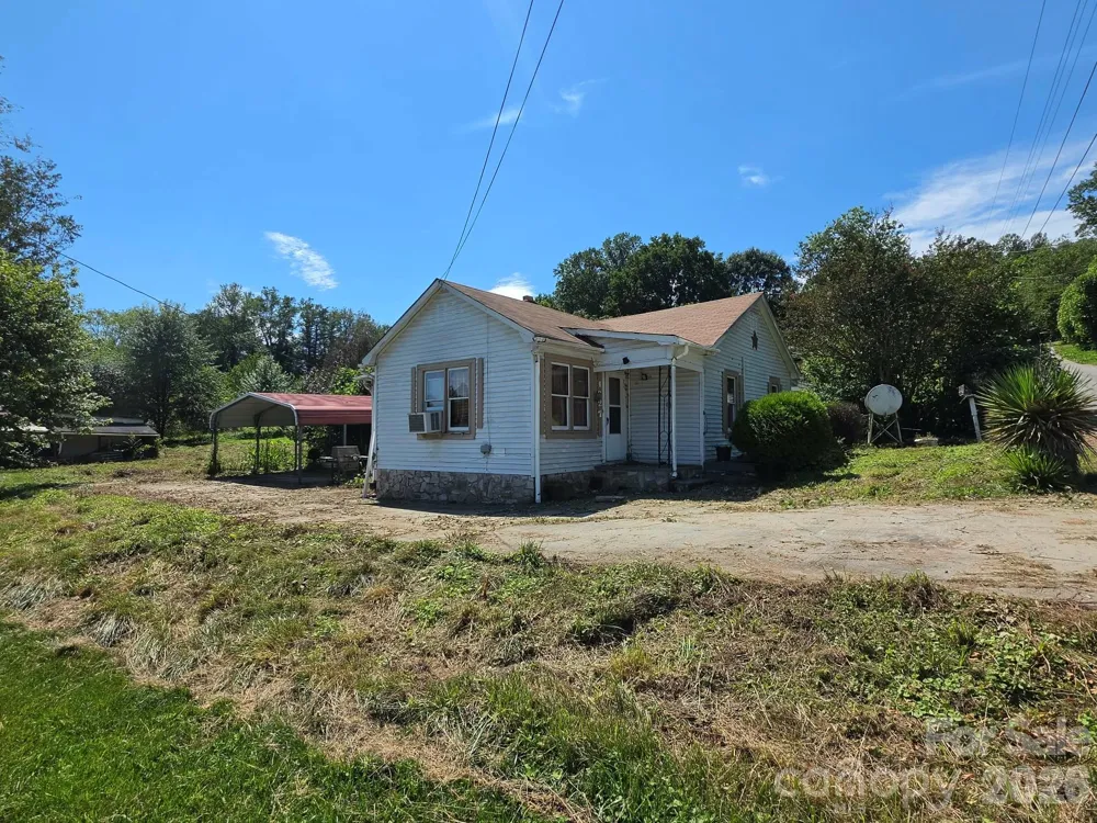 1327 Boxwood Place NW Lenoir, NC 28645