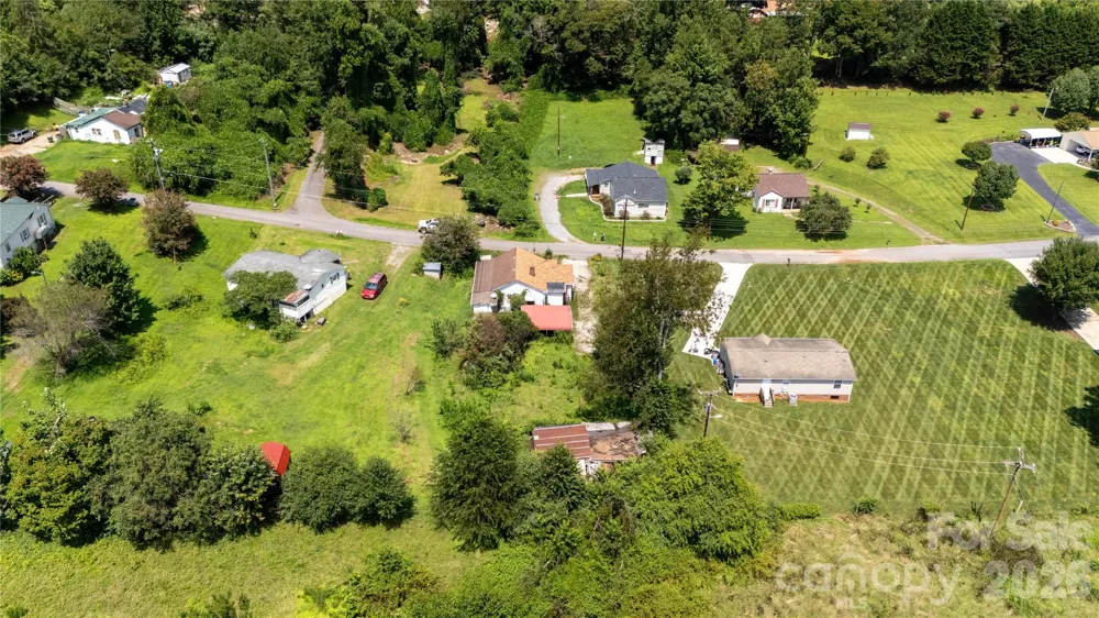 1327 Boxwood Place NW Lenoir, NC 28645
