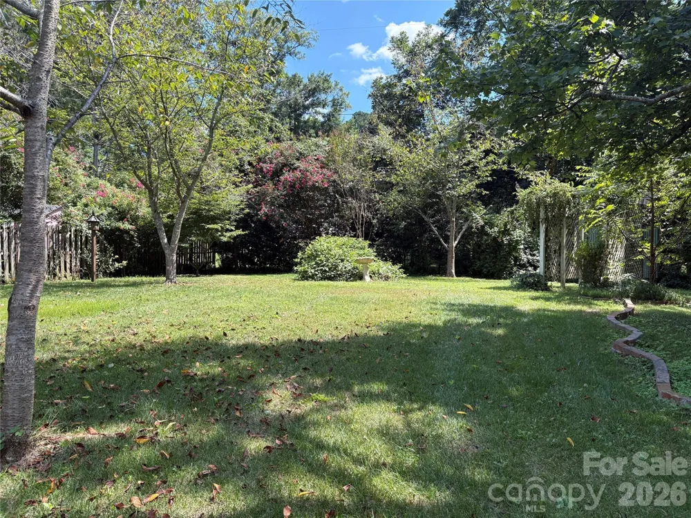1215 Brockton Lane Charlotte, NC 28226