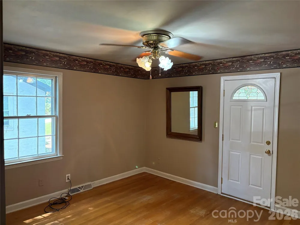 1215 Brockton Lane Charlotte, NC 28226