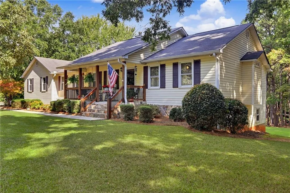 305 Hillview Road Hampton, GA 30228