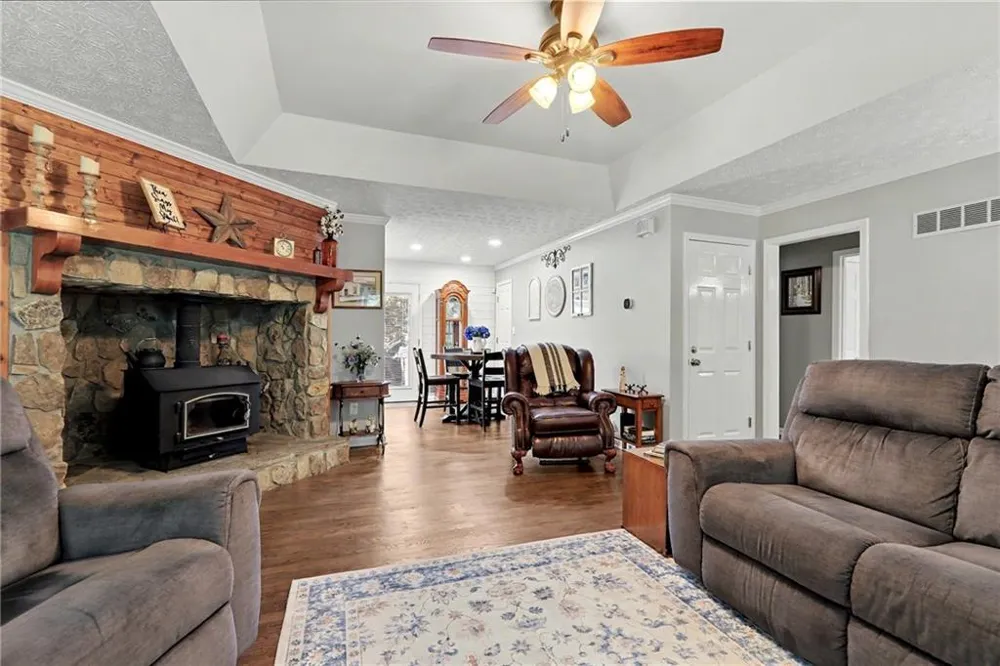 305 Hillview Road Hampton, GA 30228