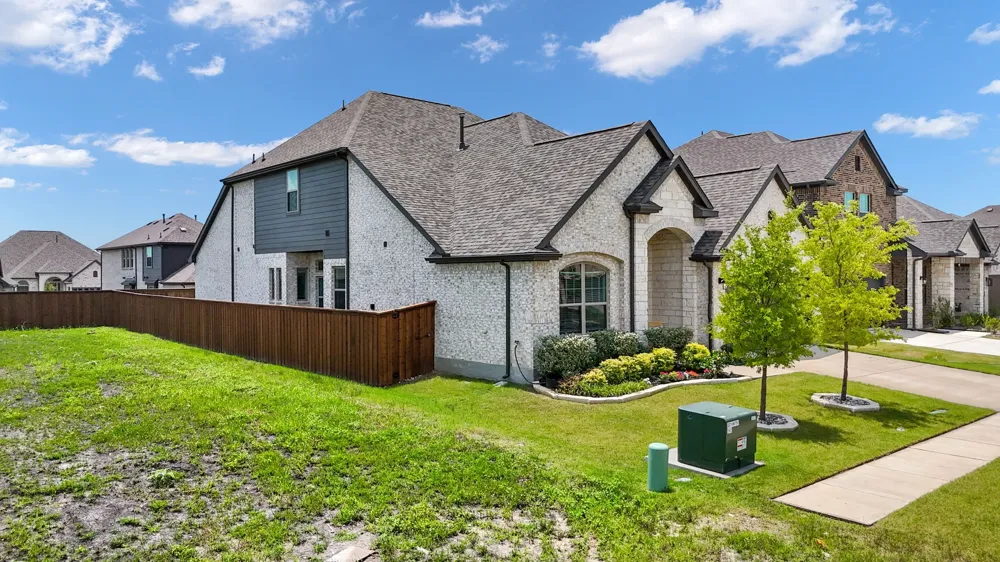 1913 Huron Drive Forney, TX 75126