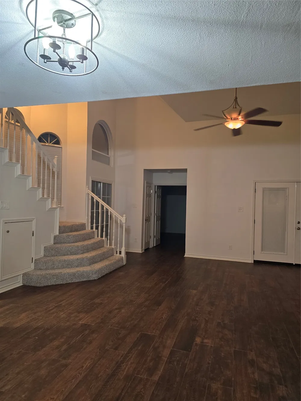 2961 Bend Drive Dallas, TX 75229