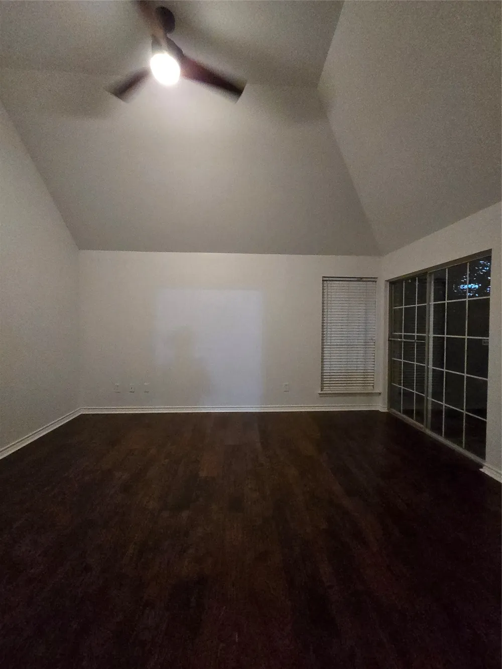 2961 Bend Drive Dallas, TX 75229