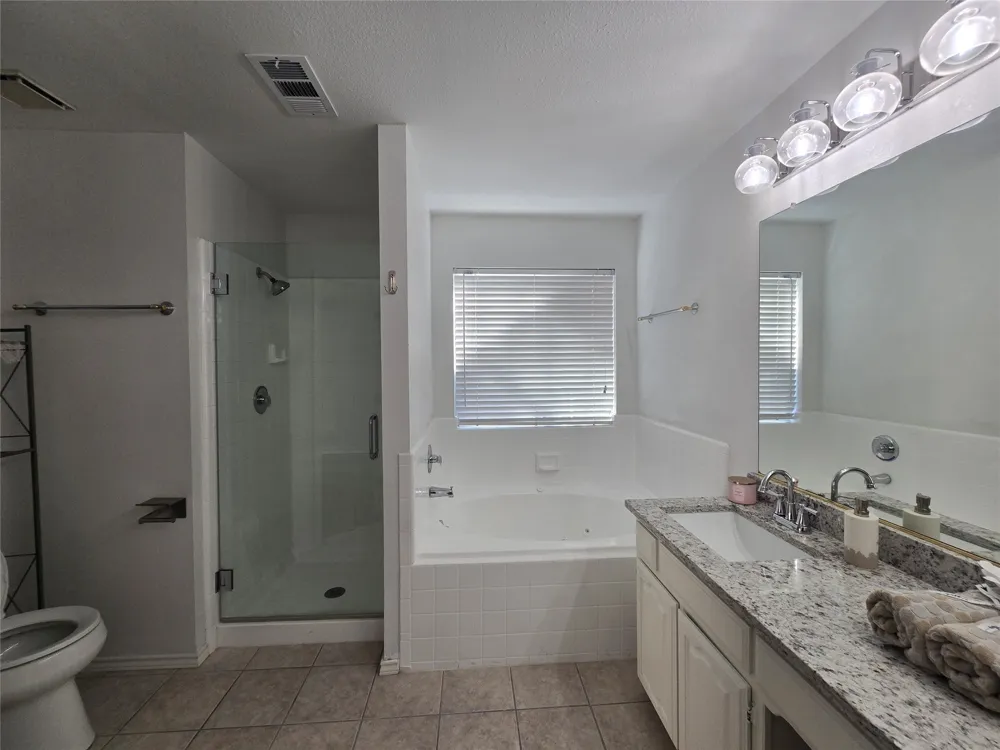 2961 Bend Drive Dallas, TX 75229