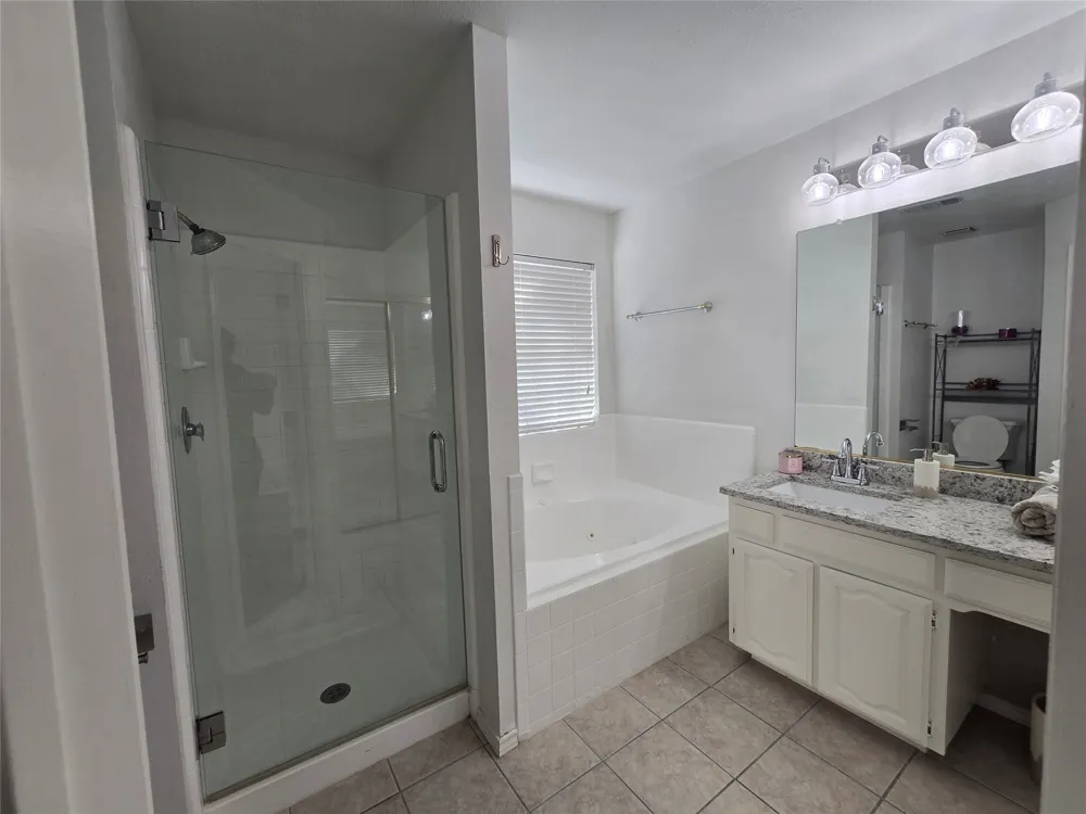 2961 Bend Drive Dallas, TX 75229