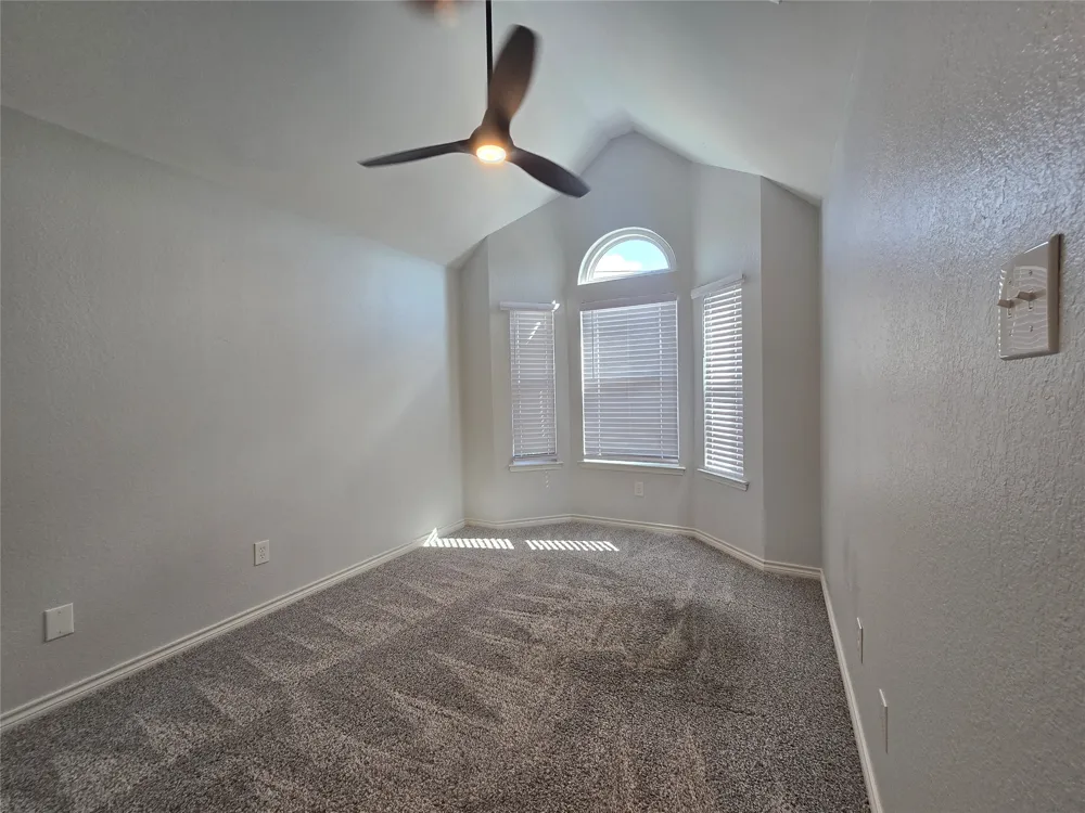 2961 Bend Drive Dallas, TX 75229