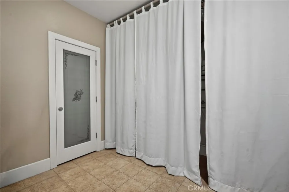 18317 Shore Hidden Valley Lake, CA 95467