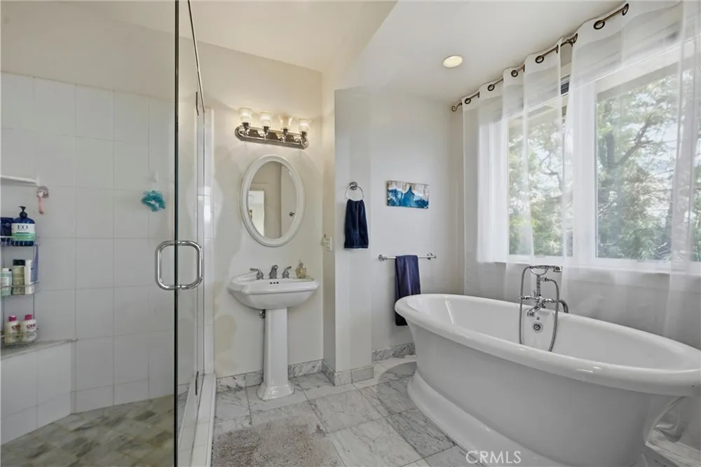 18317 Shore Hidden Valley Lake, CA 95467