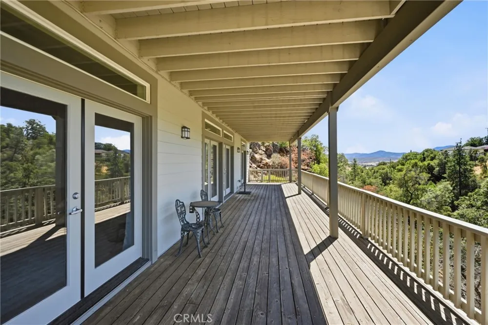 18317 Shore Hidden Valley Lake, CA 95467