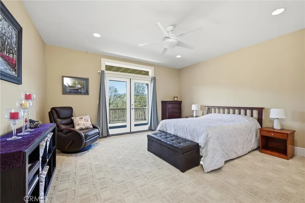 18317 Shore Hidden Valley Lake, CA 95467