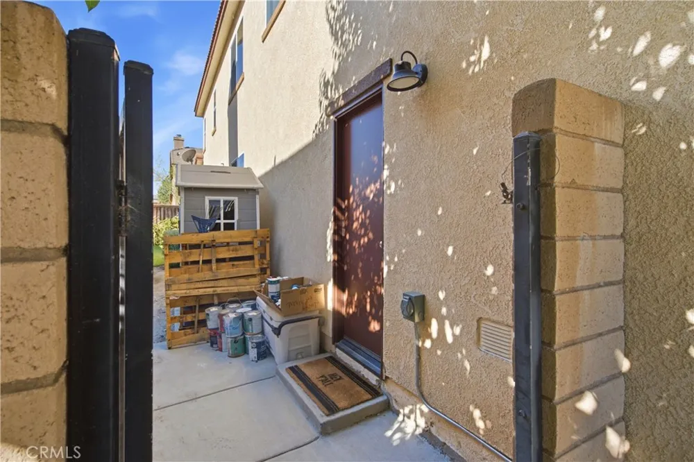 3875 Quartzite San Bernardino, CA 92407