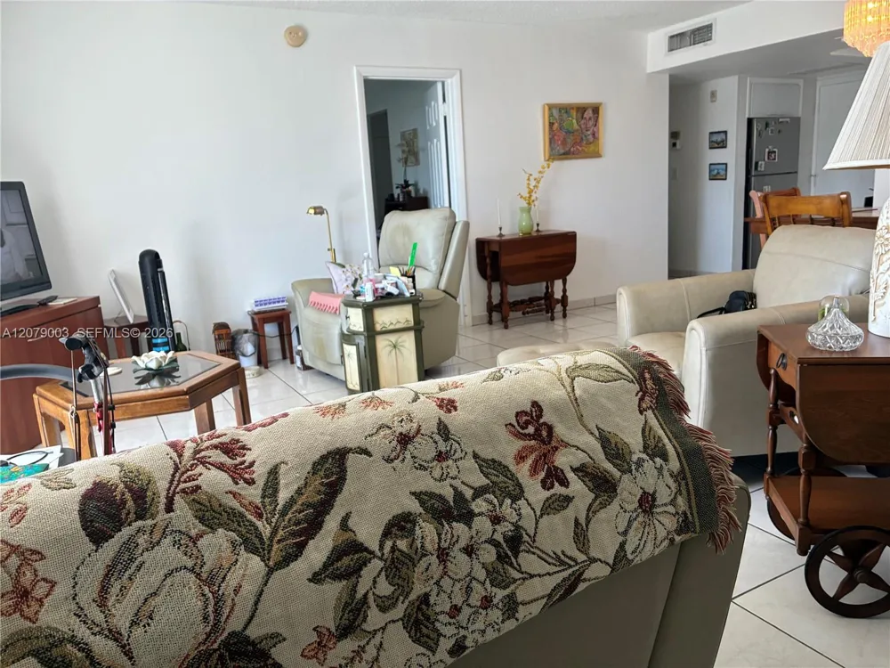 2980 E Point East Dr #D608 Aventura, FL 33160