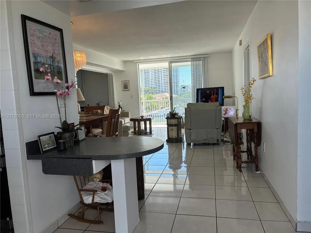 2980 E Point East Dr #D608 Aventura, FL 33160