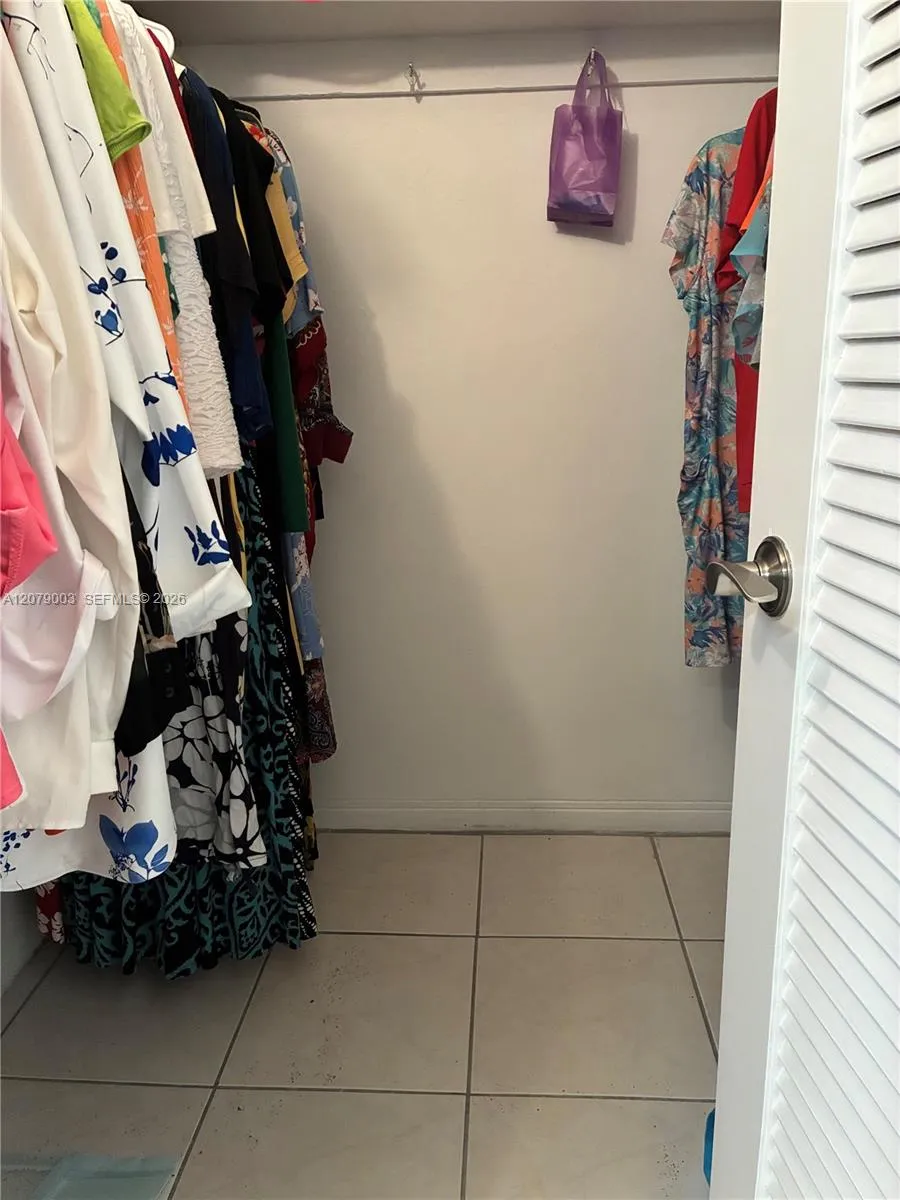 2980 E Point East Dr #D608 Aventura, FL 33160