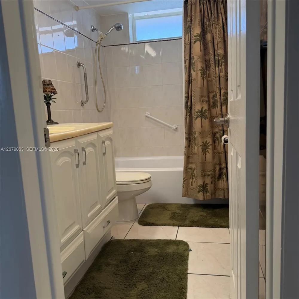 2980 E Point East Dr #D608 Aventura, FL 33160