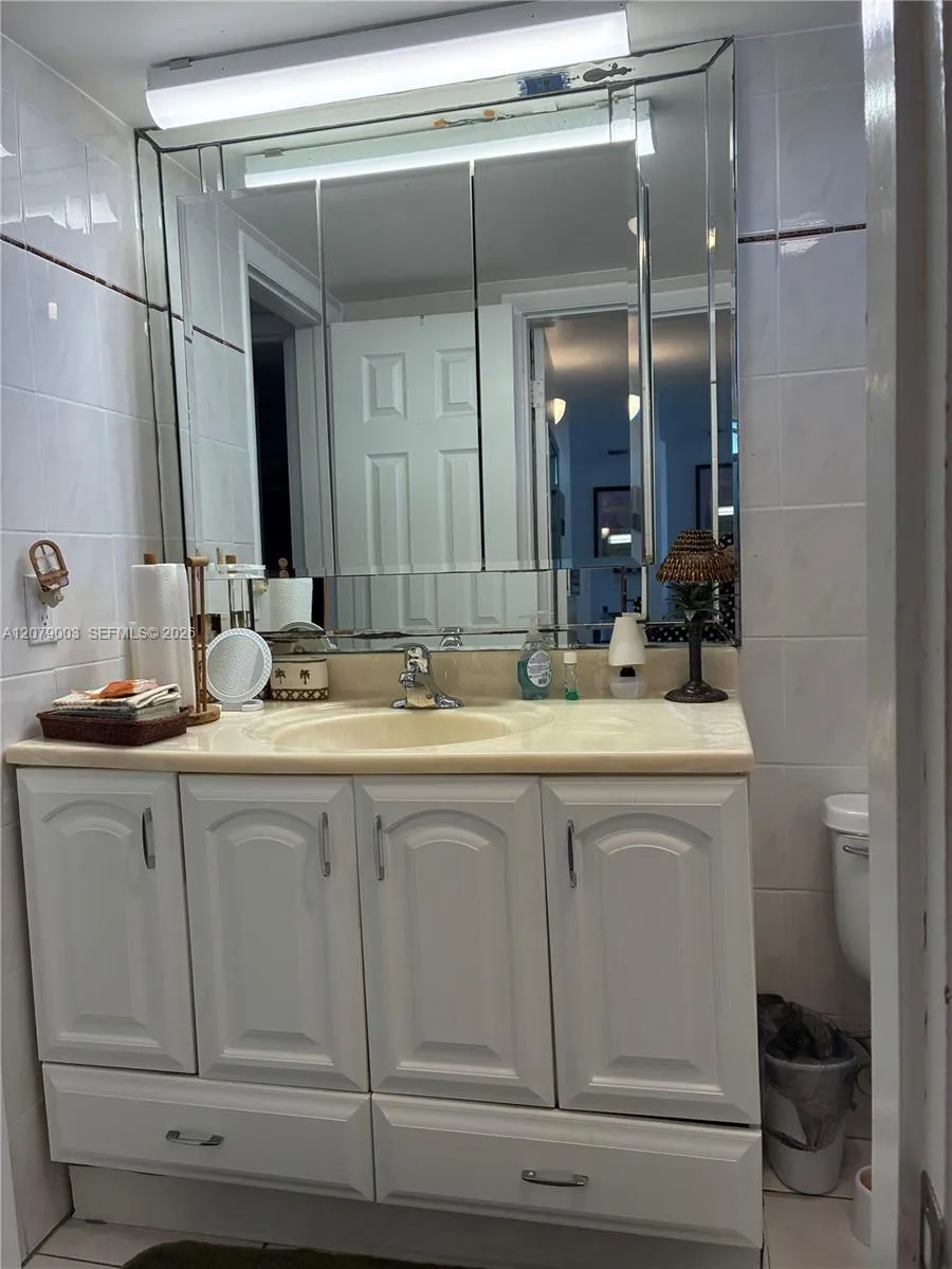 2980 E Point East Dr #D608 Aventura, FL 33160