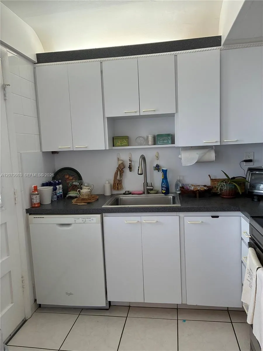 2980 E Point East Dr #D608 Aventura, FL 33160