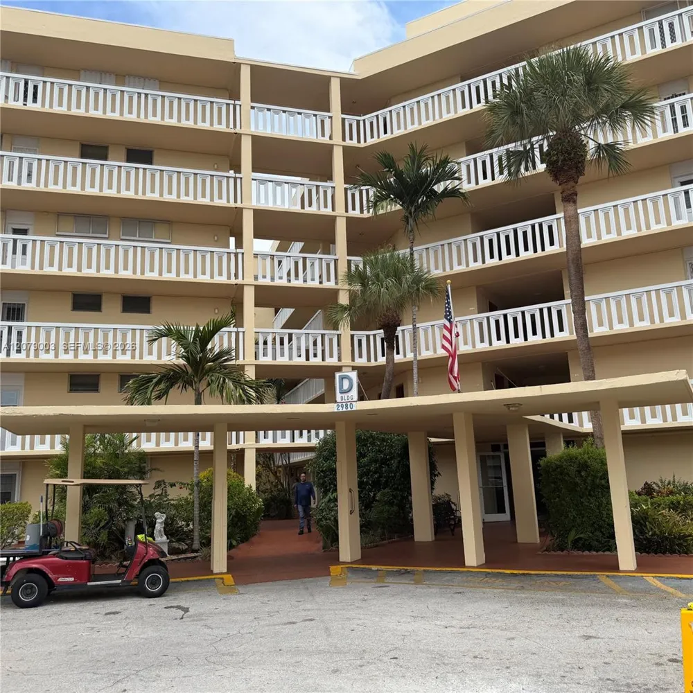2980 E Point East Dr #D608 Aventura, FL 33160