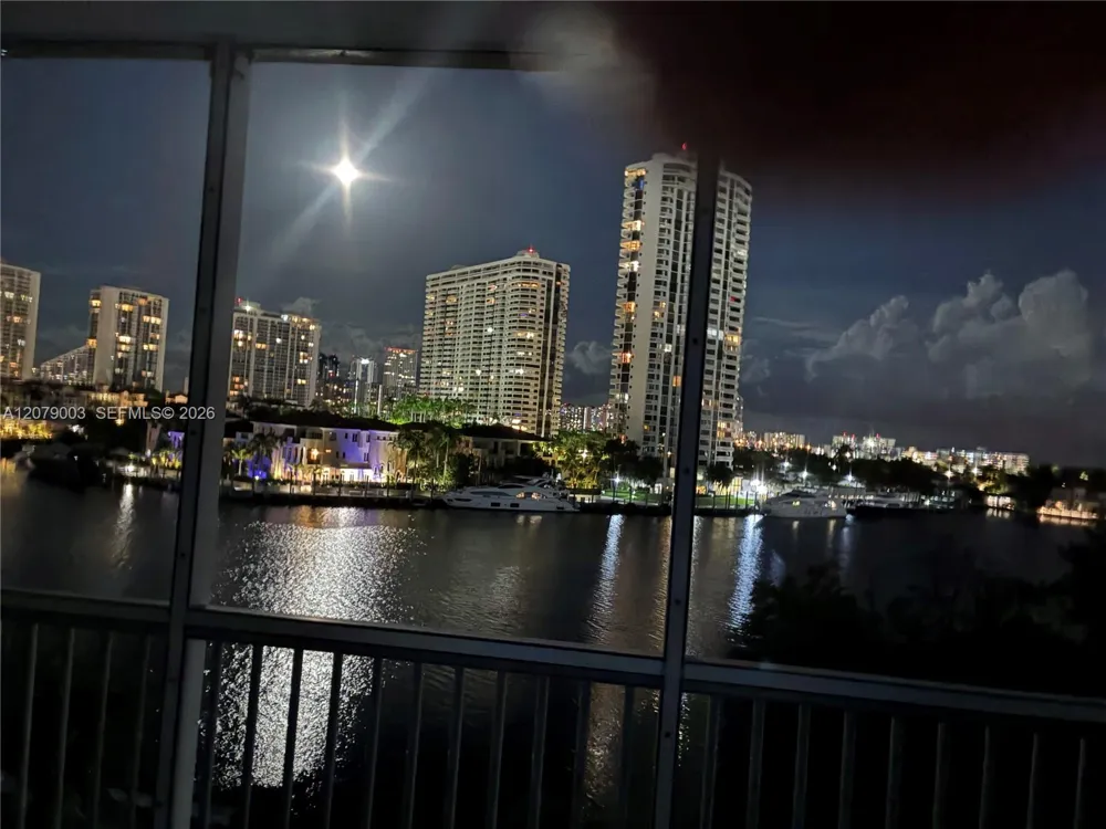 2980 E Point East Dr #D608 Aventura, FL 33160