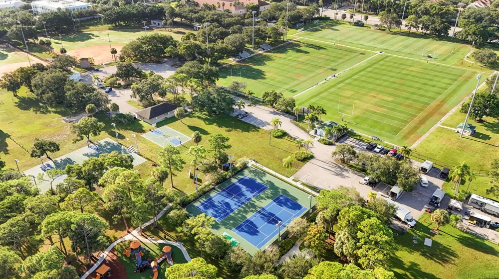 181 Green Point Circle #181 Palm Beach Gardens, FL 33418