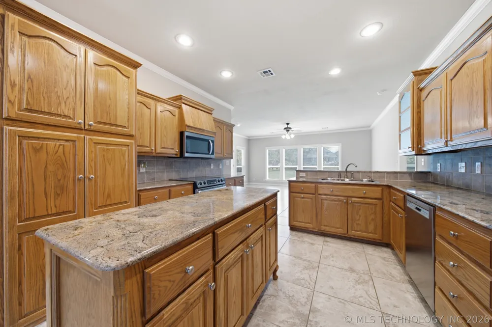 11099 S 55th West WestAvenue Sapulpa, OK 74066