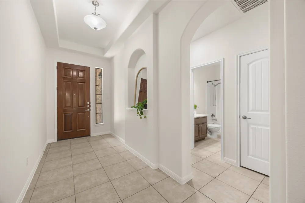 9624 Sawyer Fay Lane Austin, TX 78748