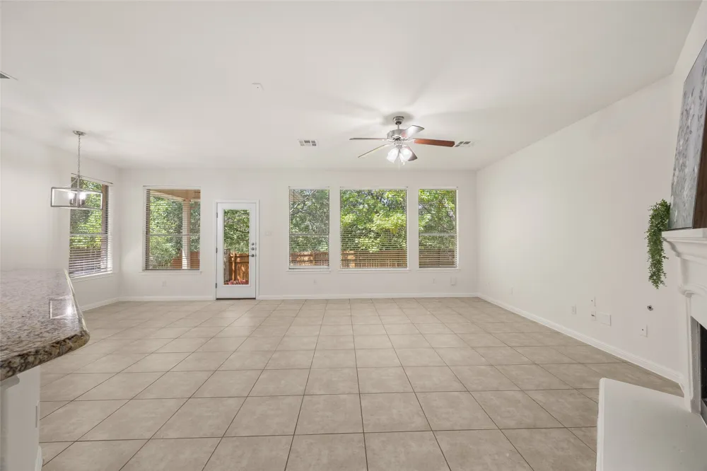 9624 Sawyer Fay Lane Austin, TX 78748