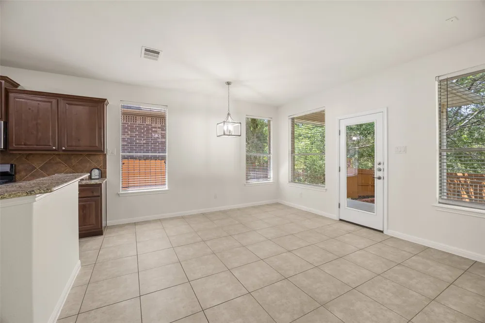 9624 Sawyer Fay Lane Austin, TX 78748